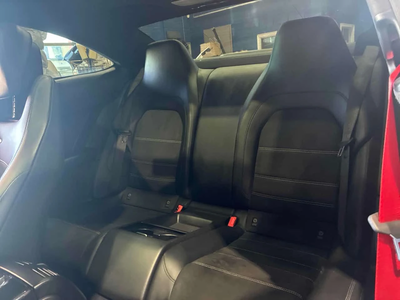 Mercedes-Benz C 63 AMG КЛИП НА МОТОРА * ОТ ПРЕДСТАВИТЕЛСТВО, снимка 12 - Автомобили и джипове - 54766538