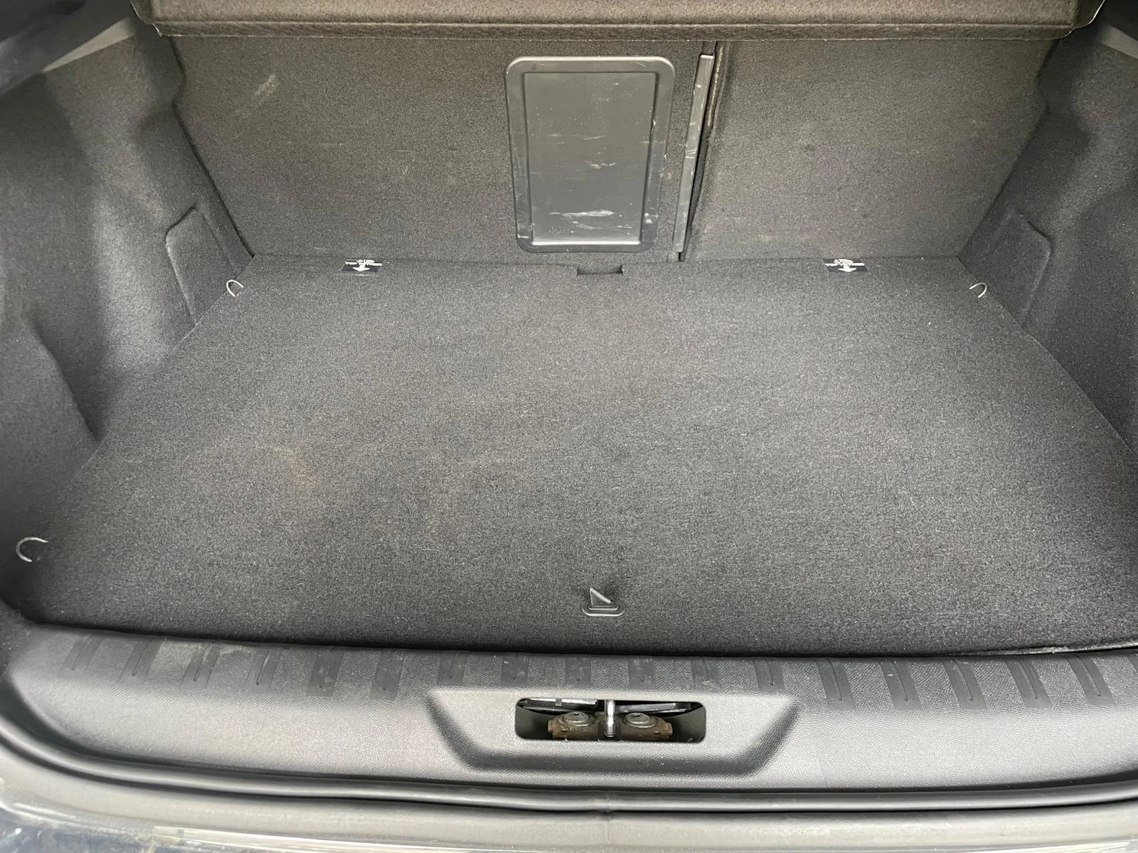 Peugeot 308 1.6 BlueHDi ! GT Line !, снимка 17 - Автомобили и джипове - 54932329