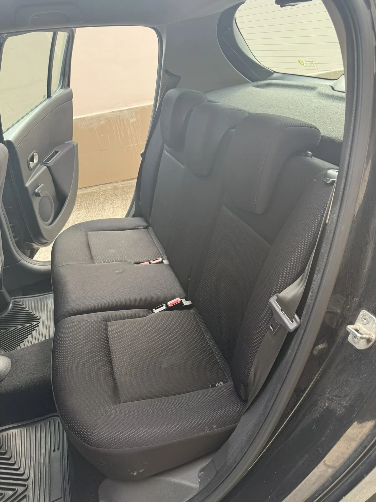Renault Clio 1.5 dci, снимка 9 - Автомобили и джипове - 55016388