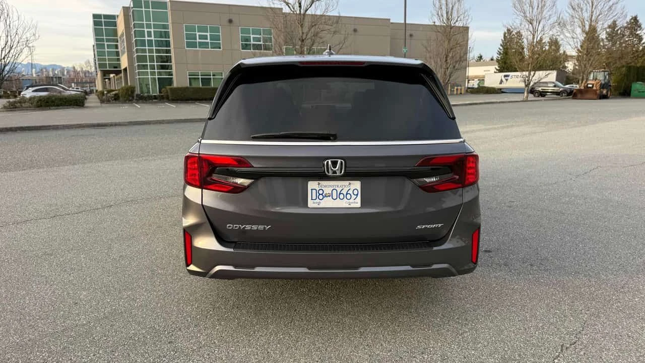 Honda Odyssey * Sport L * CARFAX * ����� �� ����������� | Mobile.bg � ����������� 4