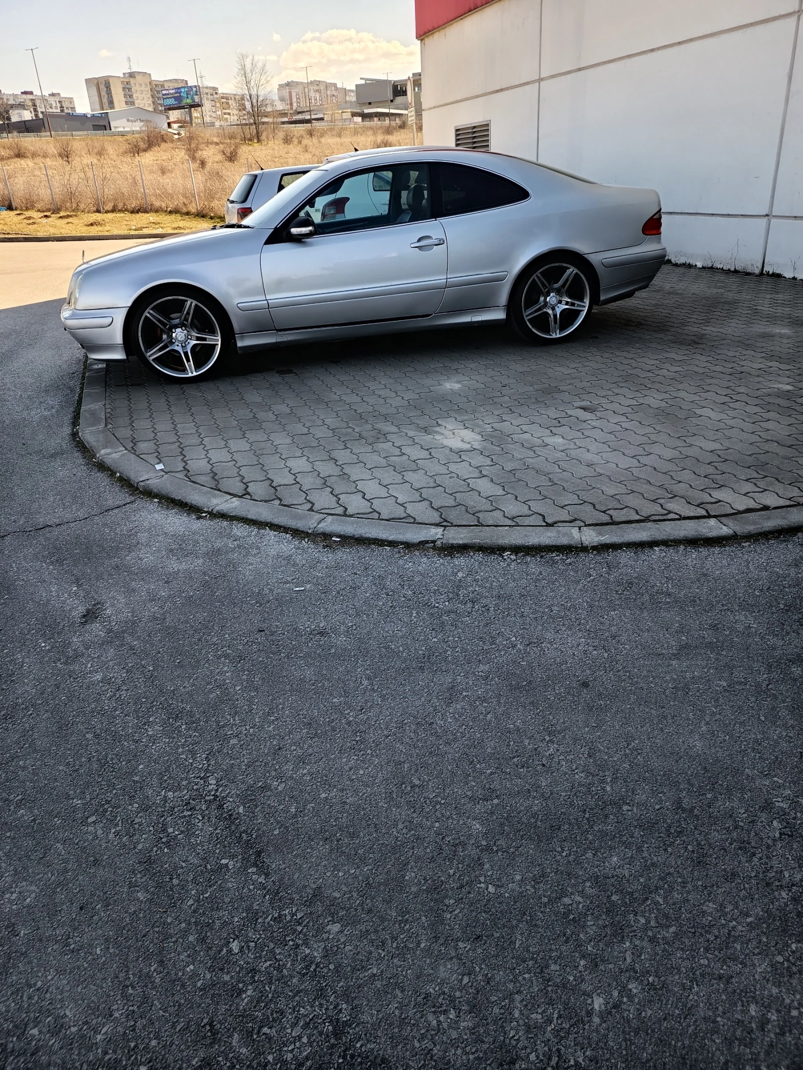 Mercedes-Benz CLK Газ.авт.нави кожа, снимка 13 - Автомобили и джипове - 55340662