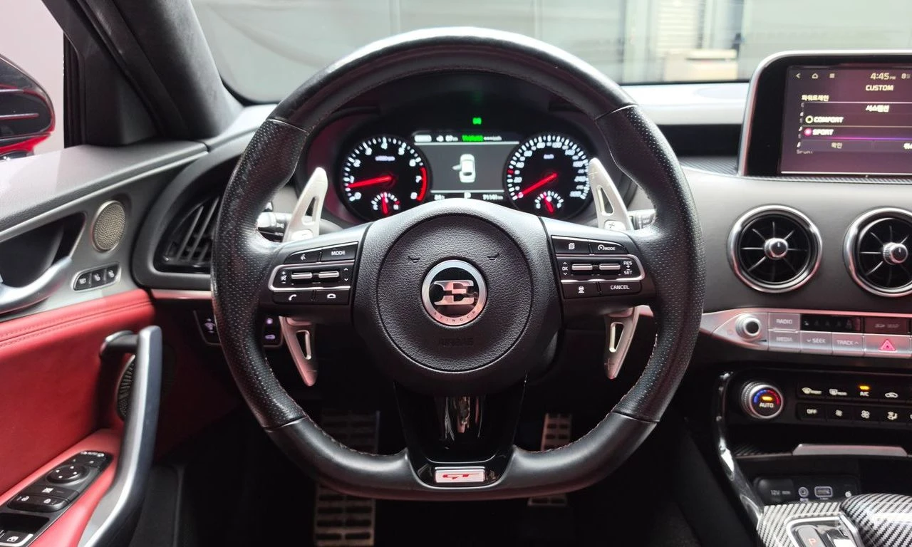 Kia Stinger 3.3* TURBO* GT* AWD* ОБДУХВАНЕ* ХЕДЪП* ДИСТРОНИК* , снимка 9 - Автомобили и джипове - 55844815