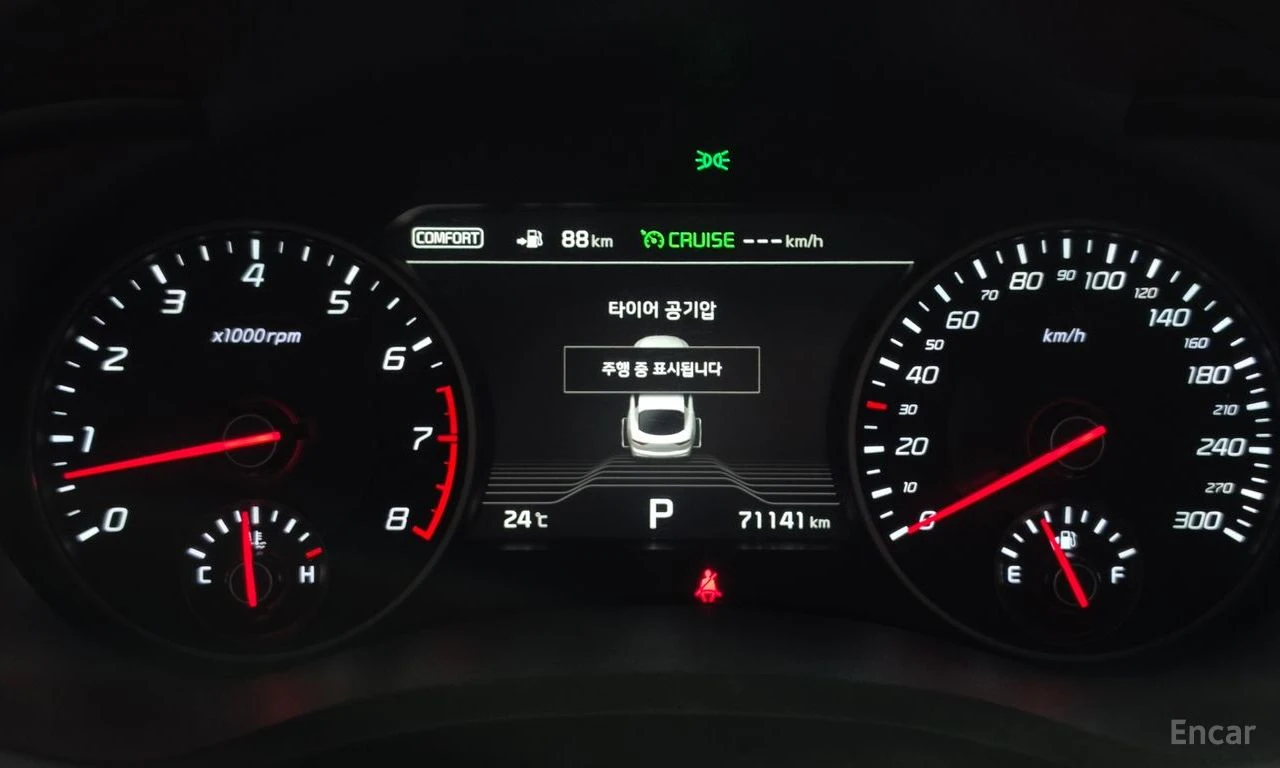 Kia Stinger 3.3* TURBO* GT* AWD* ОБДУХВАНЕ* ХЕДЪП* ДИСТРОНИК* , снимка 14 - Автомобили и джипове - 55844815