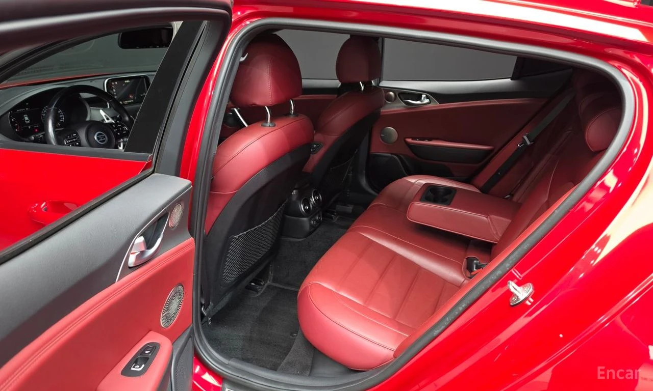 Kia Stinger 3.3* TURBO* GT* AWD* ОБДУХВАНЕ* ХЕДЪП* ДИСТРОНИК* , снимка 16 - Автомобили и джипове - 55844815
