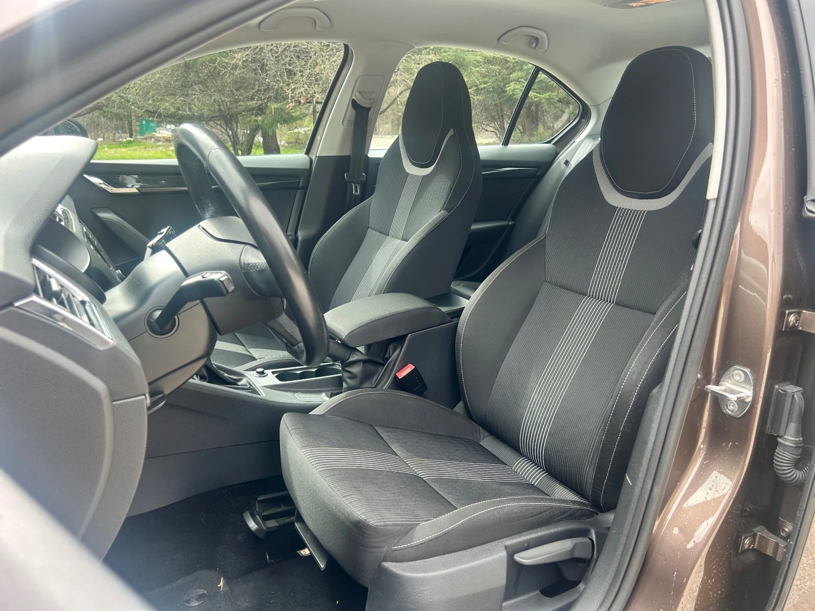 Skoda Octavia, снимка 8 - Автомобили и джипове - 55878822