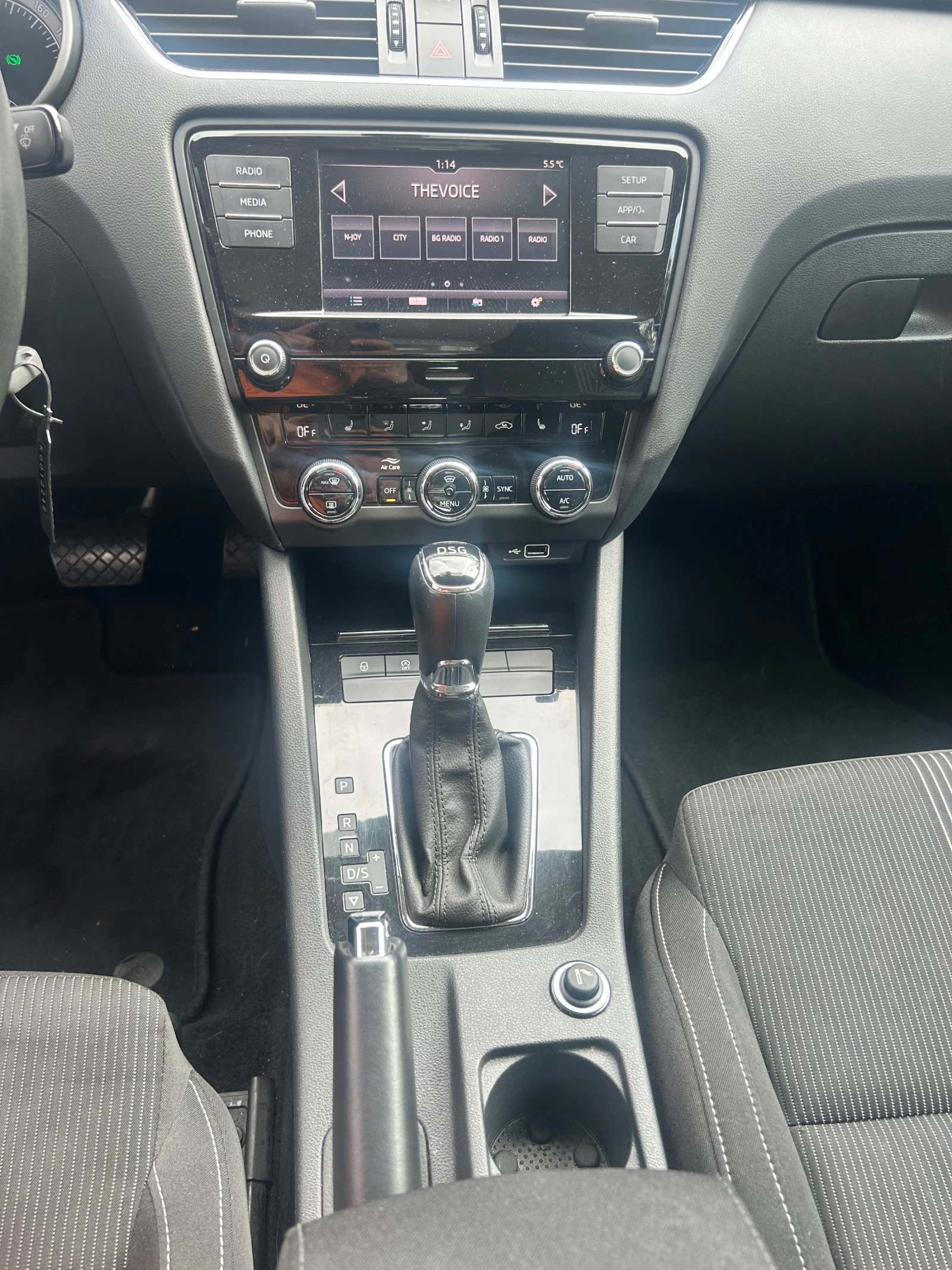 Skoda Octavia, снимка 12 - Автомобили и джипове - 55878822