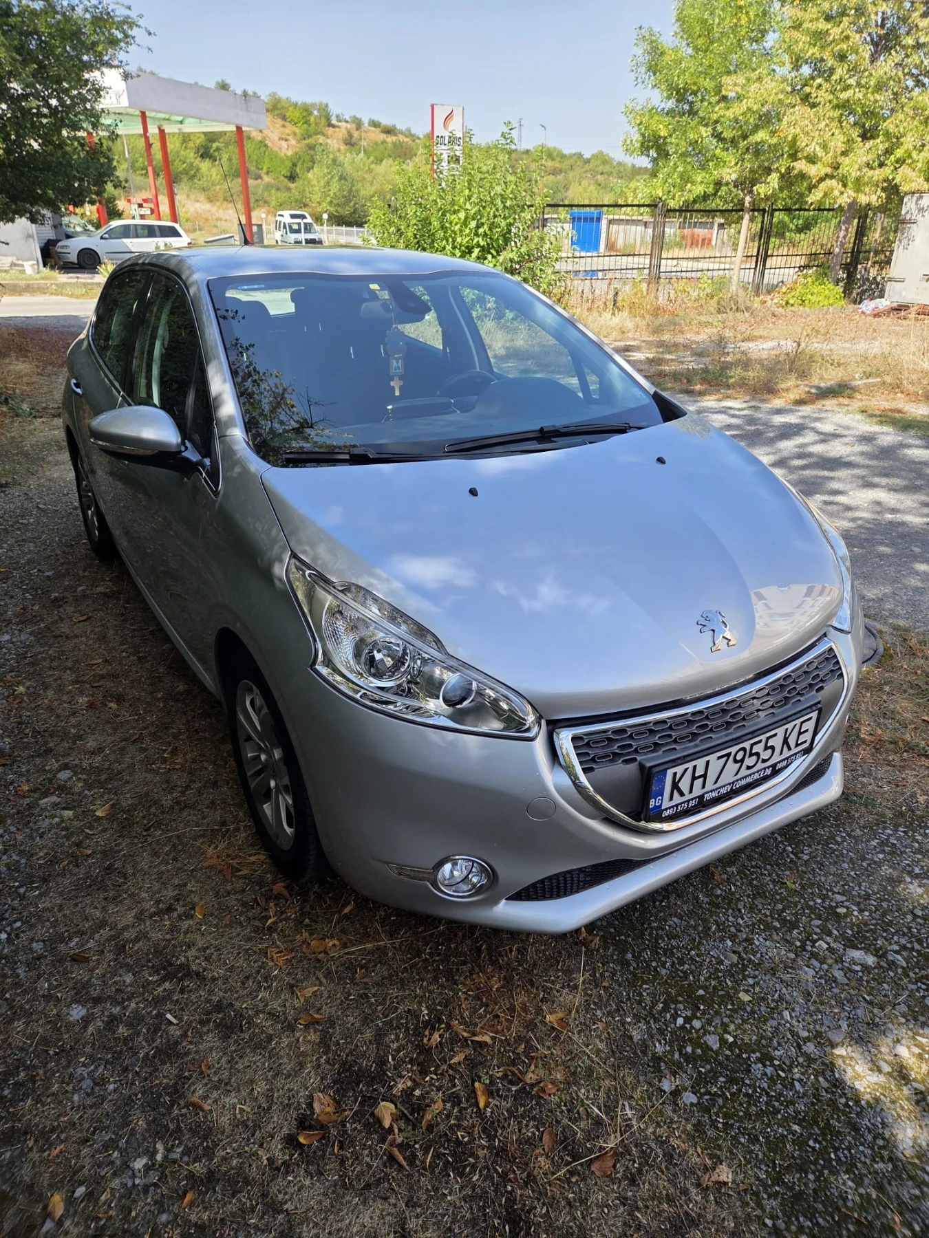 Peugeot 208 1.2 Бензин Allure, снимка 3 - Автомобили и джипове - 55891211