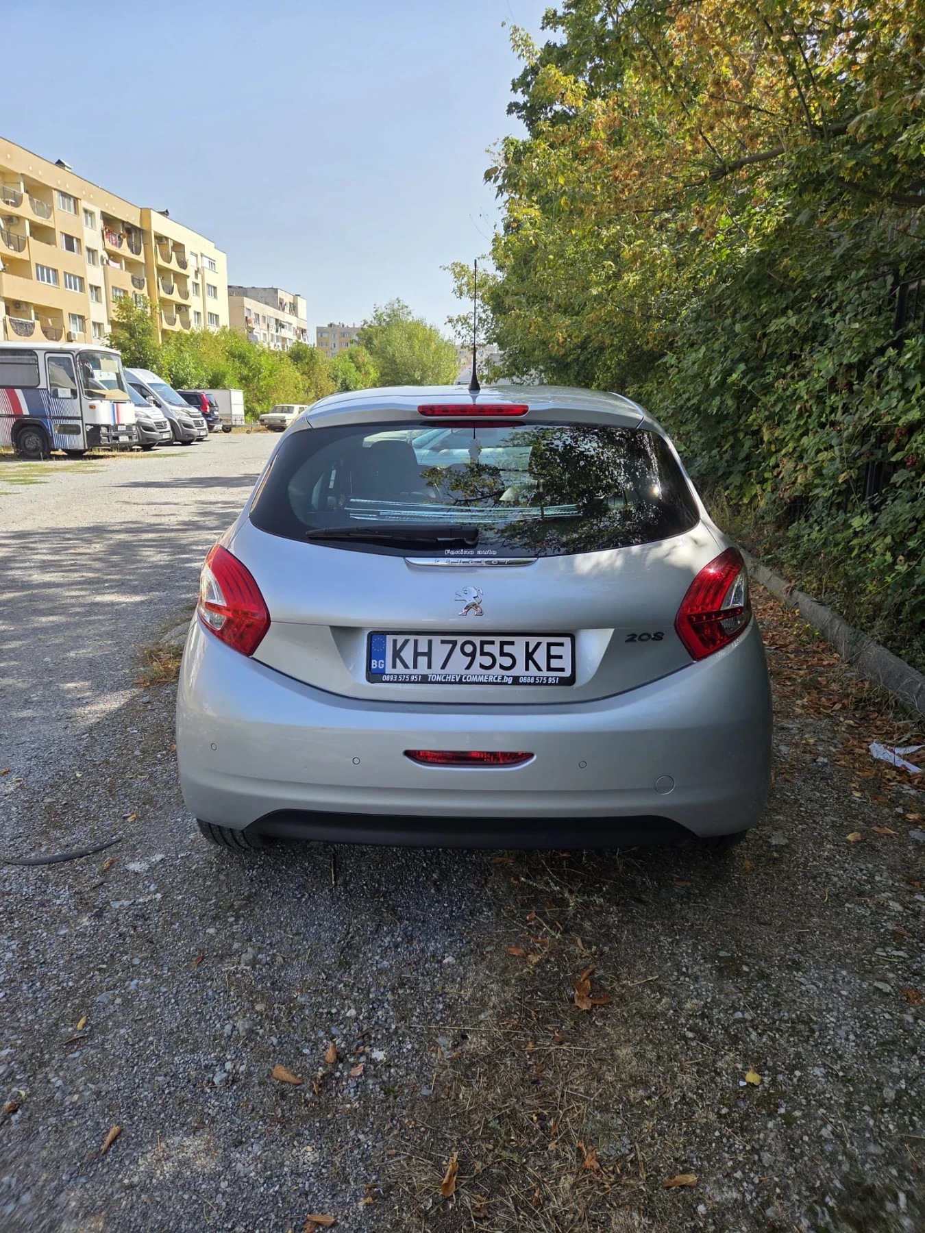 Peugeot 208 1.2 Бензин Allure, снимка 6 - Автомобили и джипове - 55891211