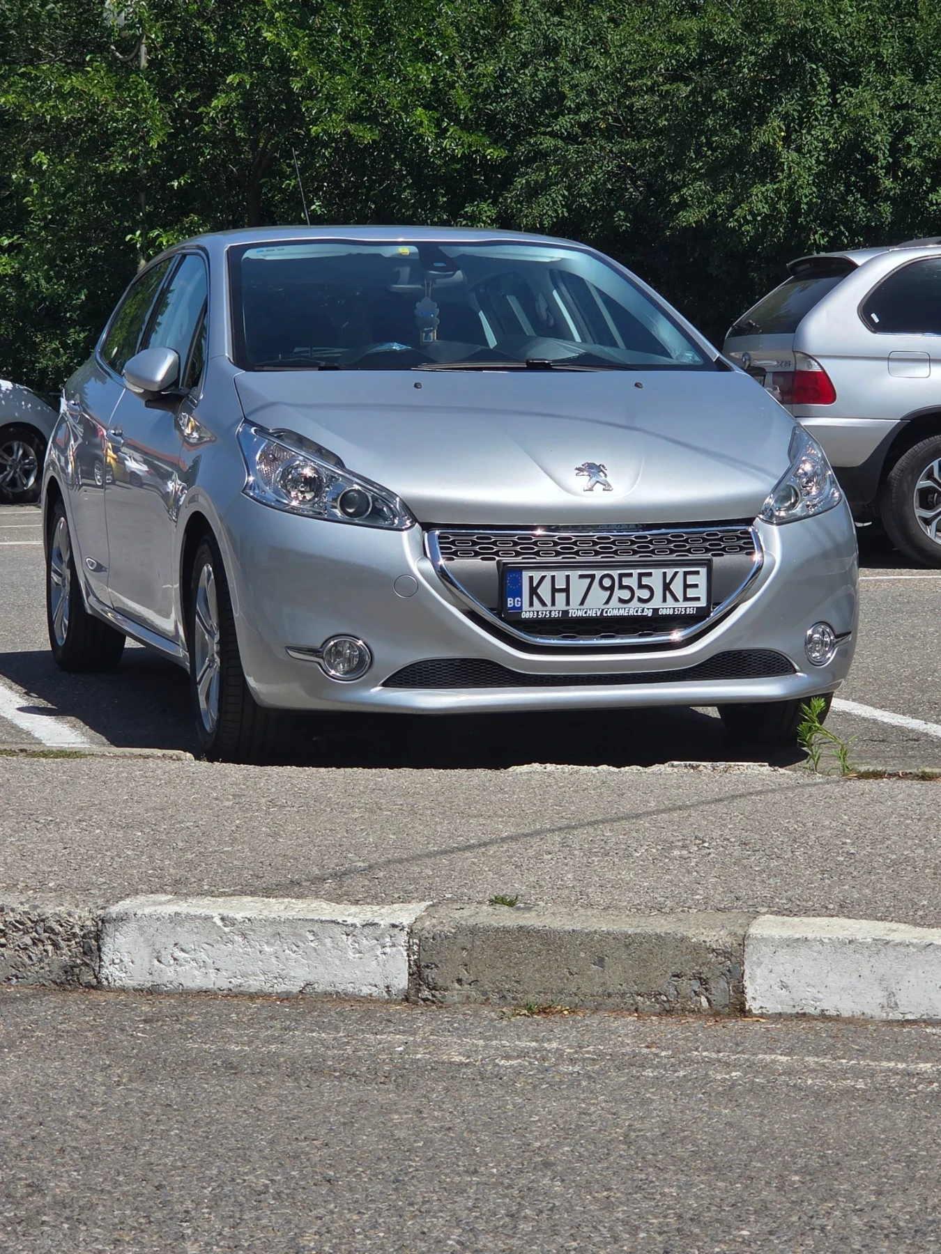 Peugeot 208 1.2 Бензин Allure