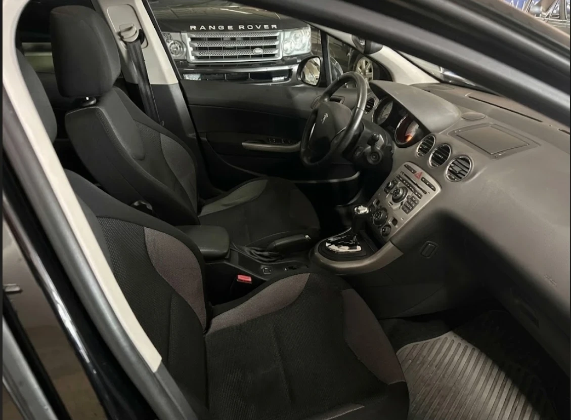 Peugeot 308 2.0 HDI/AUTOMAT/FACELIFT, снимка 10 - Автомобили и джипове - 55980199
