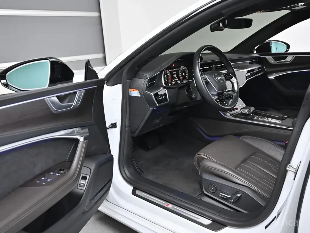 Audi A7 55TFSI* MATRIX* S* LINE* ОБДУХВАНЕ* ДИСТРОНИК* , снимка 5 - Автомобили и джипове - 56130401