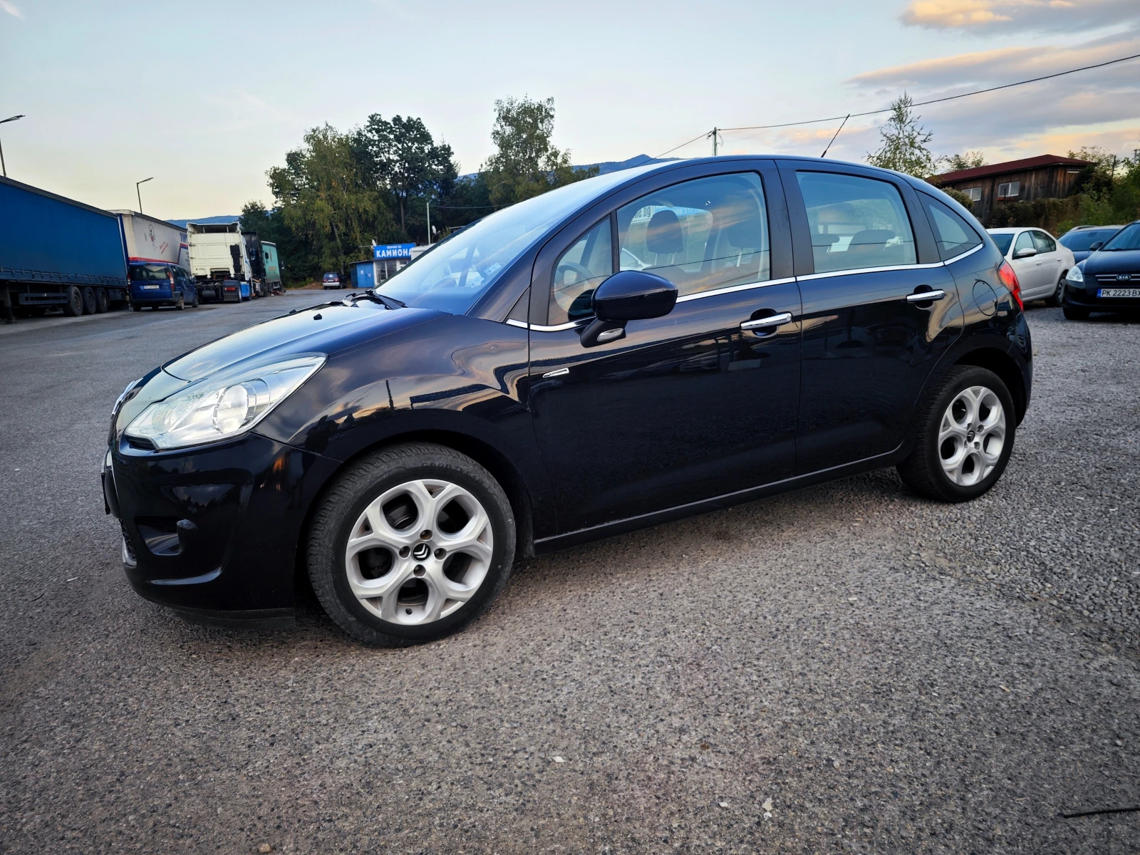 Citroen C3 1.4HDi Exclusive, снимка 2 - Автомобили и джипове - 56133049