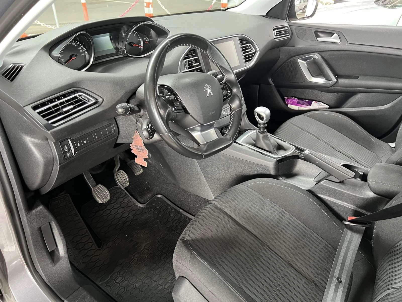 Peugeot 308, снимка 5 - Автомобили и джипове - 56255340