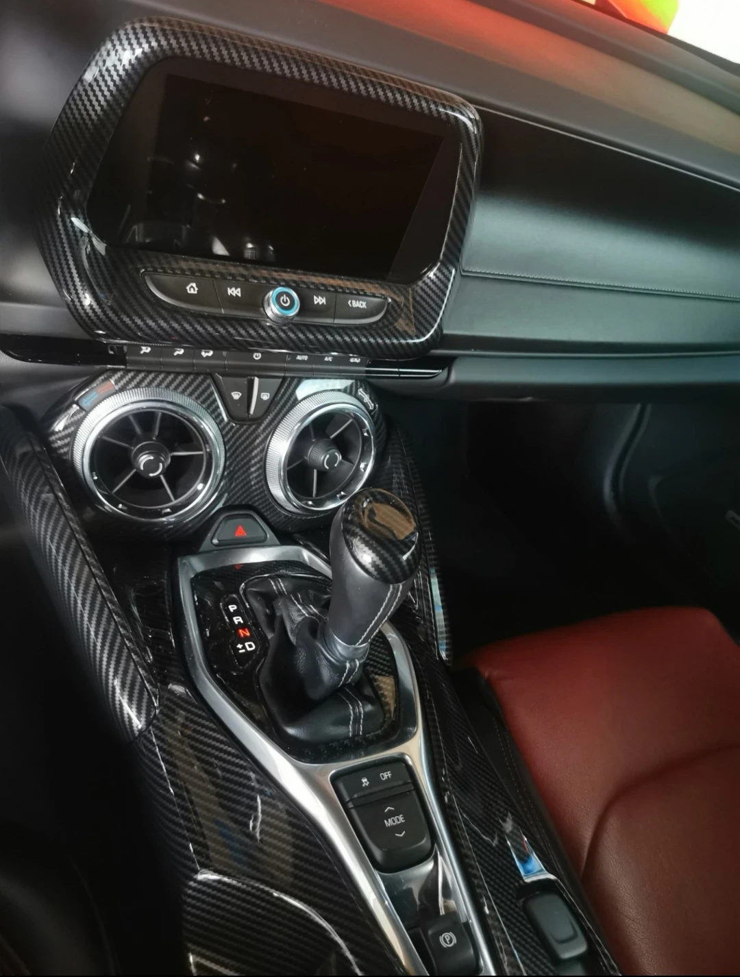 Chevrolet Camaro Fifthy Edition Carbon, снимка 9 - Автомобили и джипове - 56348386
