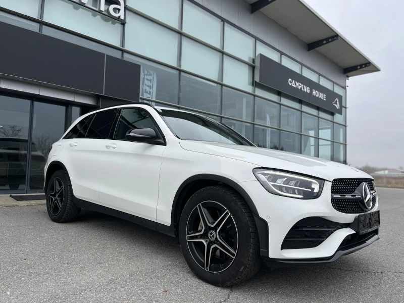 Mercedes-Benz GLC  AMG  9G 360* Камери Distronic  като нов, снимка 3 - Автомобили и джипове - 48154930