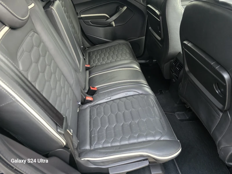 Ford Kuga 2.0D VIGNALE, снимка 12 - Автомобили и джипове - 52666050