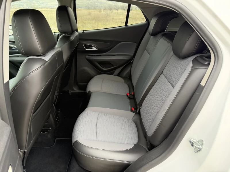 Opel Mokka 1.4 TURBO / LPG / COSMO / KOJA / NAVI / EURO 6B, снимка 11 - Автомобили и джипове - 53446799