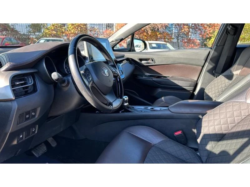 Toyota C-HR, снимка 12 - Автомобили и джипове - 47702727