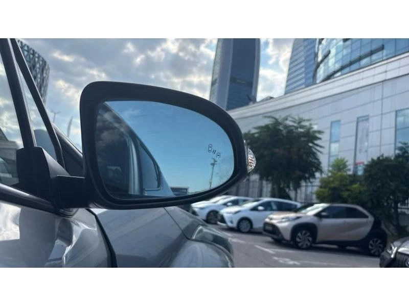 Toyota C-HR 2.0HSD CLASSY, снимка 13 - Автомобили и джипове - 55786864