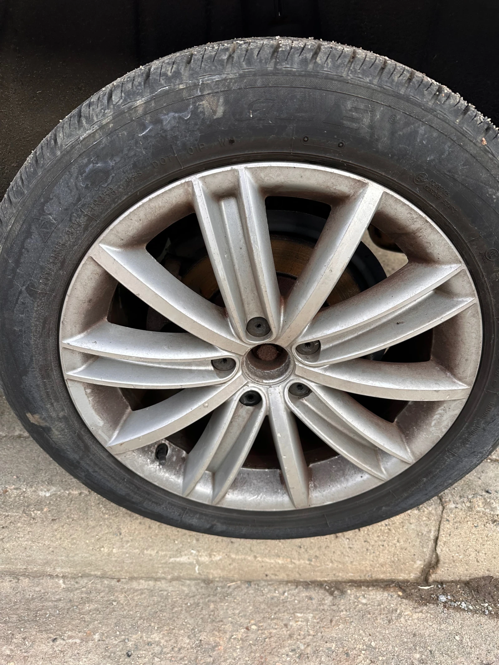 VW Tiguan 2.0tdi dsg | Mobile.bg — изображение 13
