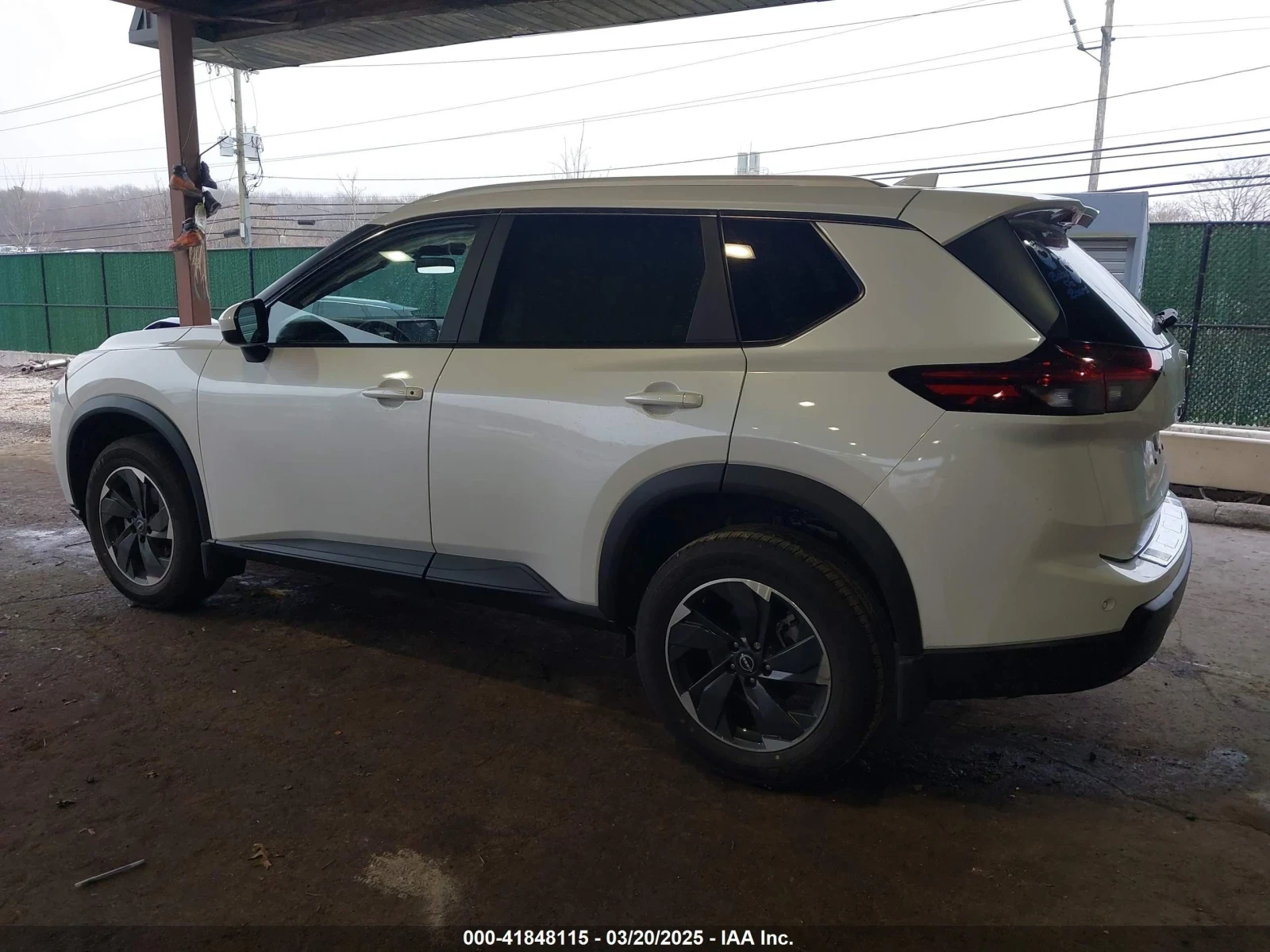 Nissan Rogue  - изображение 3