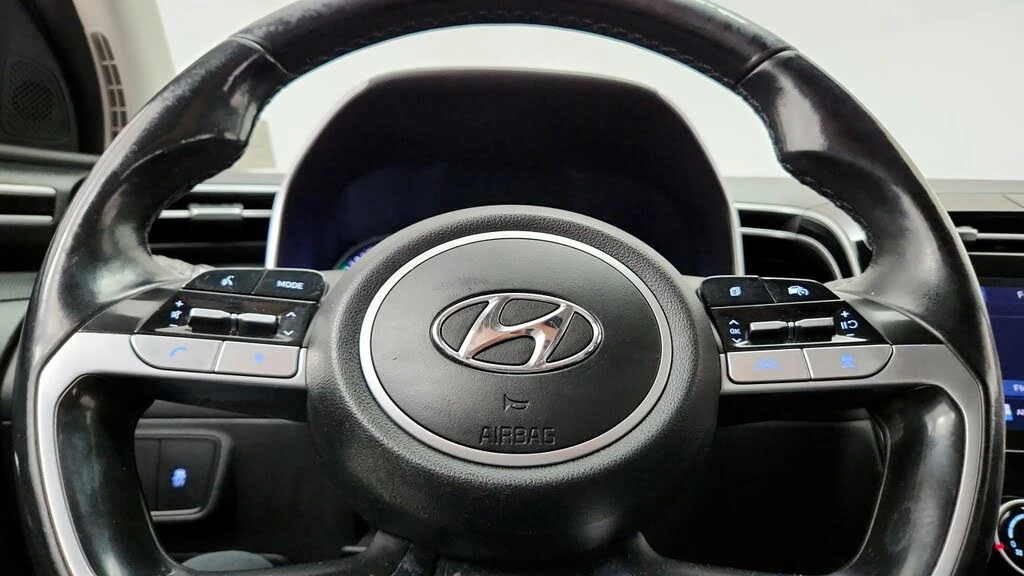 Hyundai Tucson   * * *  | Mobile.bg   16