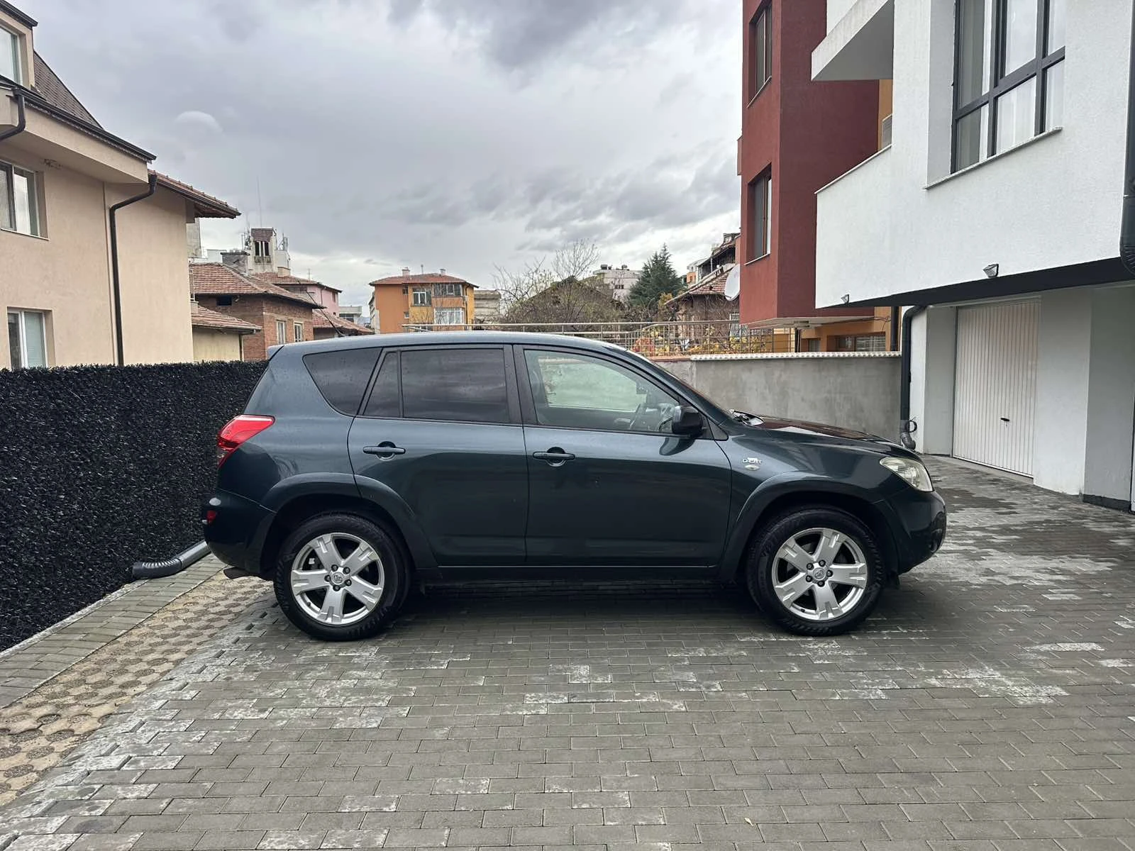Toyota Rav4 | Mobile.bg   2
