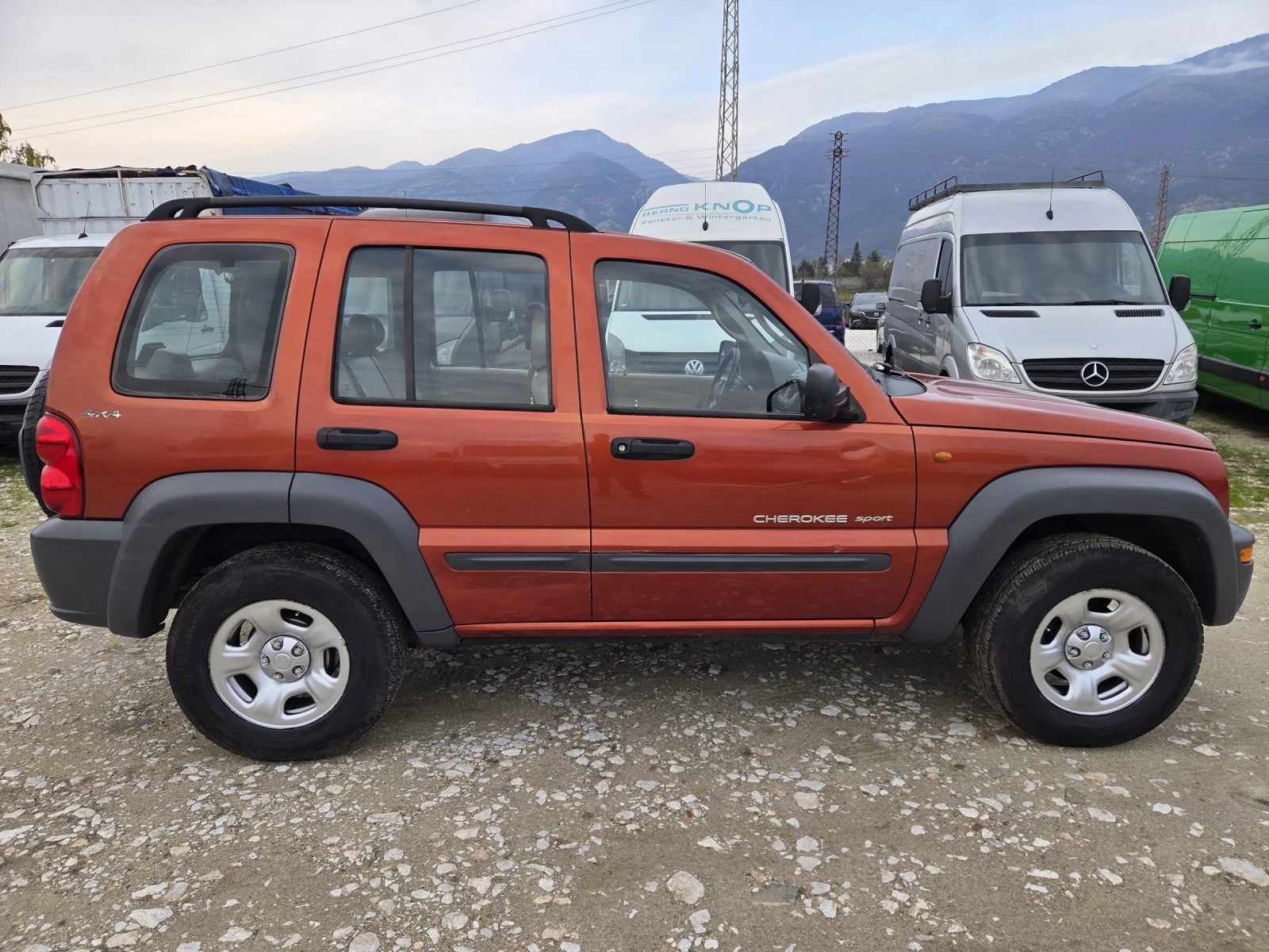 Jeep Cherokee 3.7i.ГАЗ - изображение 4
