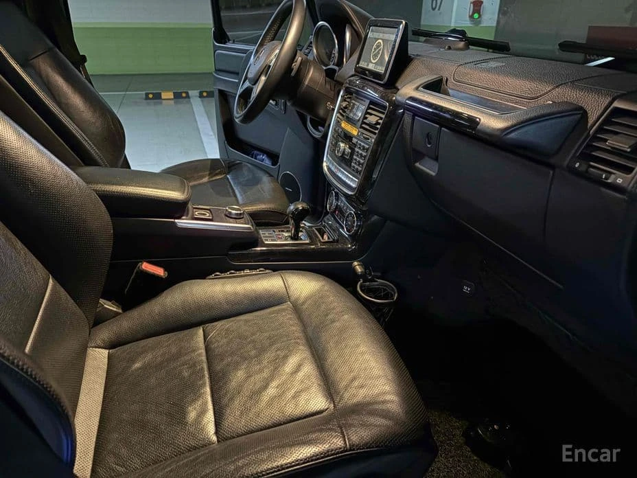 Mercedes-Benz G 350 AMG-PACK / 4MATIC / FULL, снимка 11 - Автомобили и джипове - 54314227