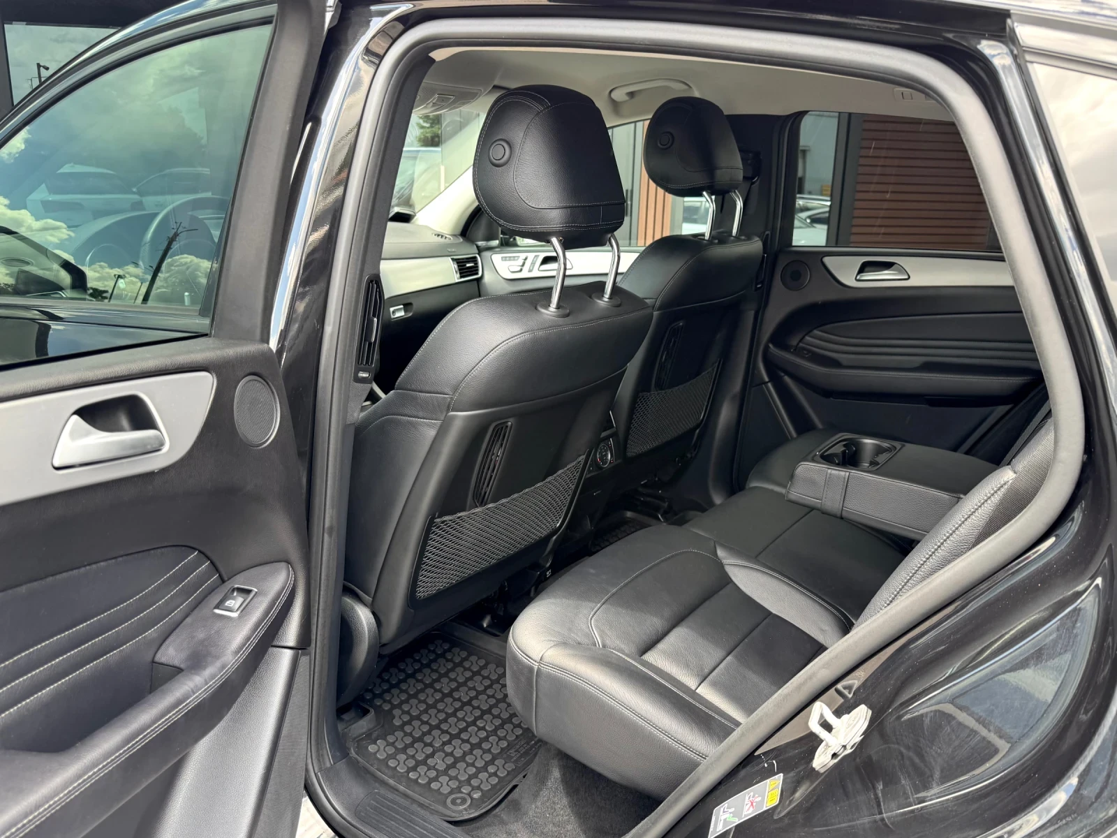 Mercedes-Benz GLE 350 AMG* SUV* 4Matic* 9G-Tronic* , снимка 9 - Автомобили и джипове - 54553670