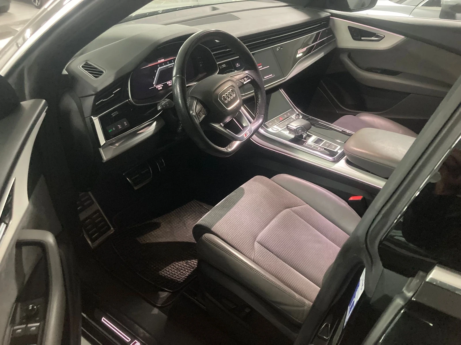 Audi Q8 50 TDI quattro tiptronic, снимка 16 - Автомобили и джипове - 55056844