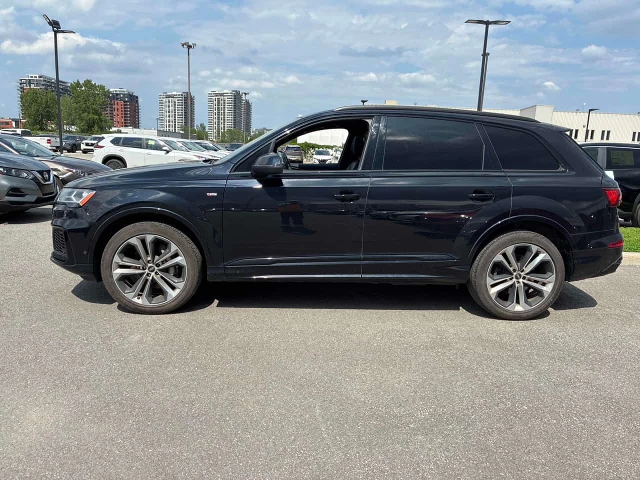 Audi Q7 QUATTRO * 360 КАМЕРА* ОБДУХВАНЕ* ПАНОРАМА* , снимка 3 - Автомобили и джипове - 55177462