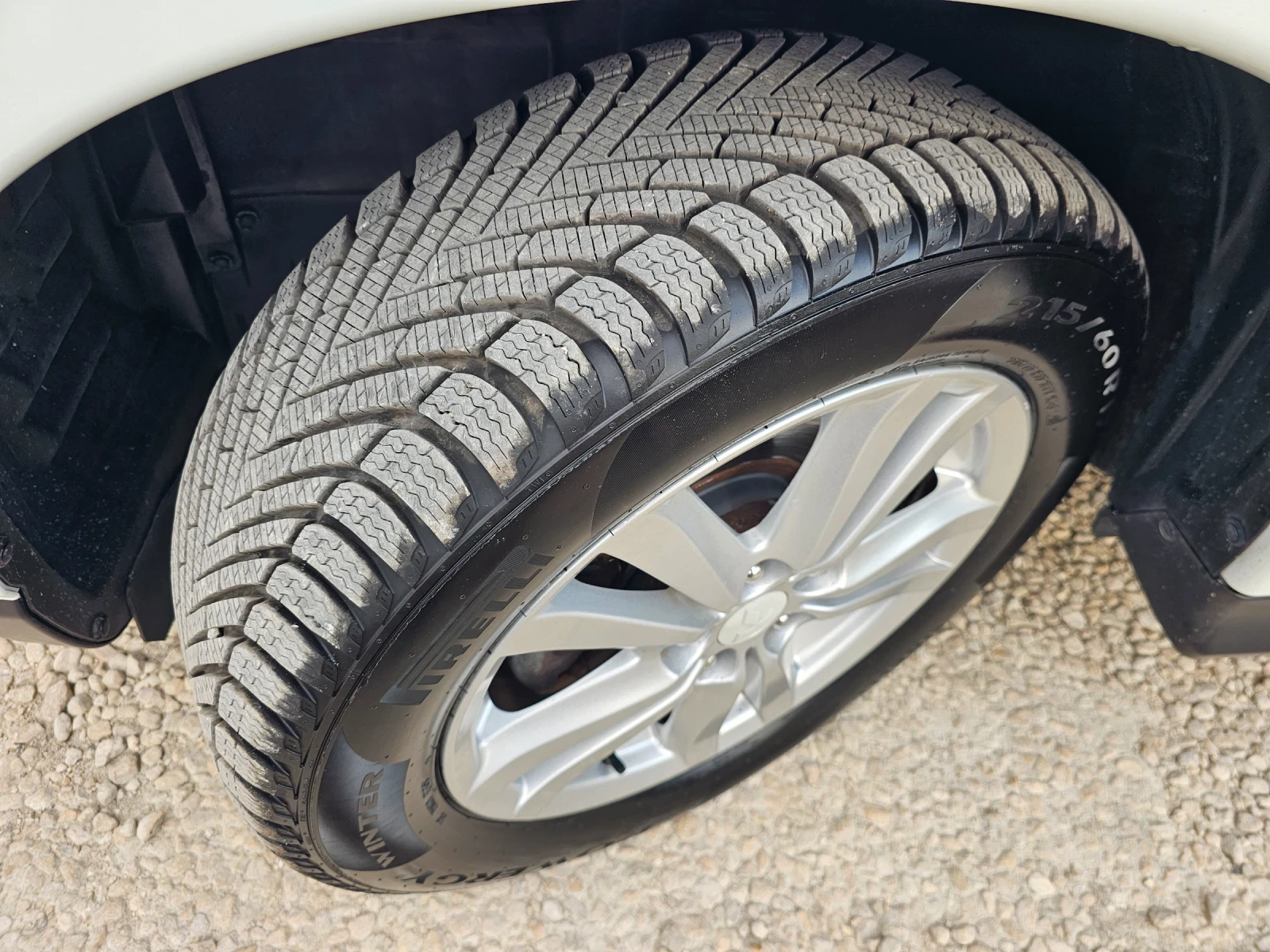 Mitsubishi ASX 1.8Di-D, 150к.с., 4х4 , снимка 15 - Автомобили и джипове - 55355338
