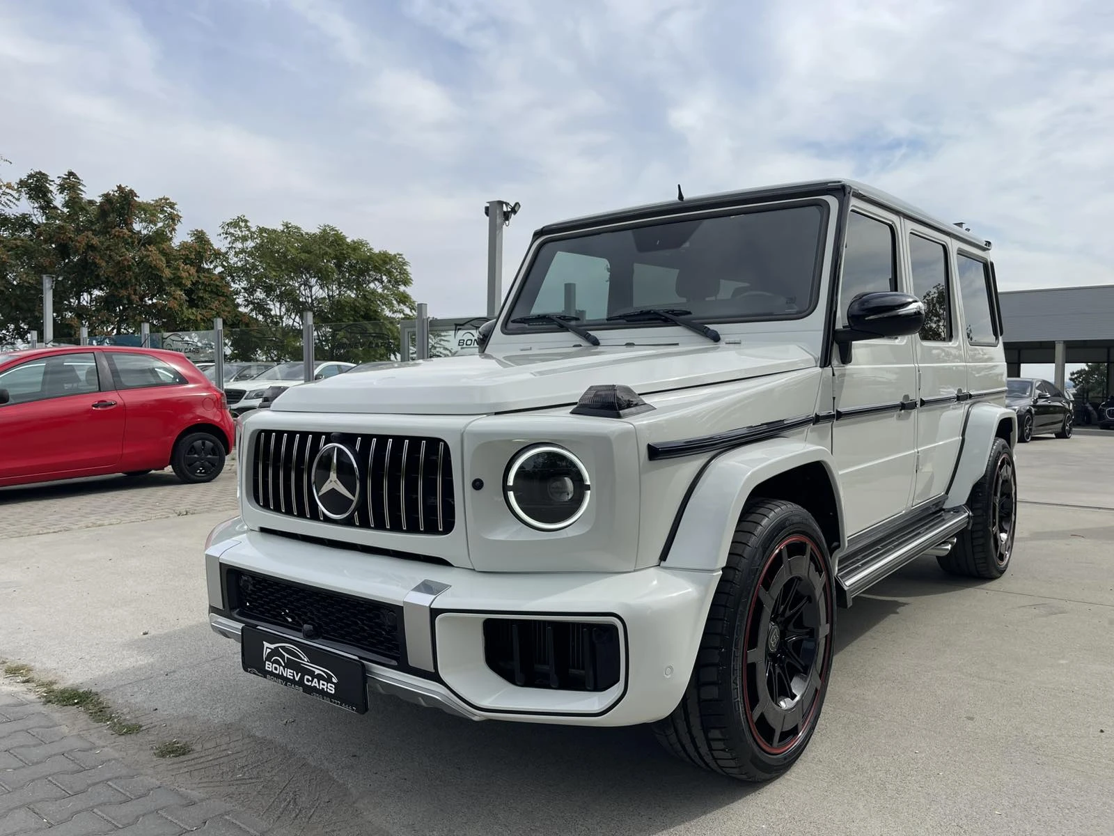 Mercedes-Benz G 63 AMG FACE PACK FULL LED WHITE PEARL
