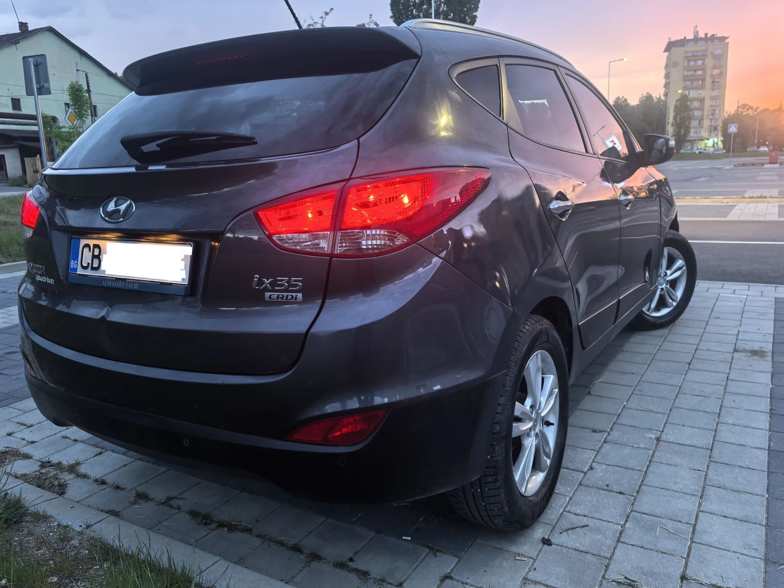 Hyundai IX35 1.7 CRDI ОБСЛУЖЕН, снимка 5 - Автомобили и джипове - 56233791