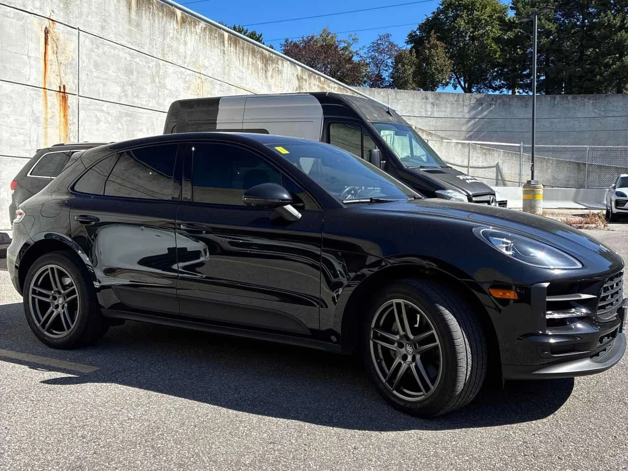 Porsche Macan S AWD * ГЛАВНО ПРЕДСТАВИТЕЛСТВО НА PORSCHE* , снимка 4 - Автомобили и джипове - 56267775