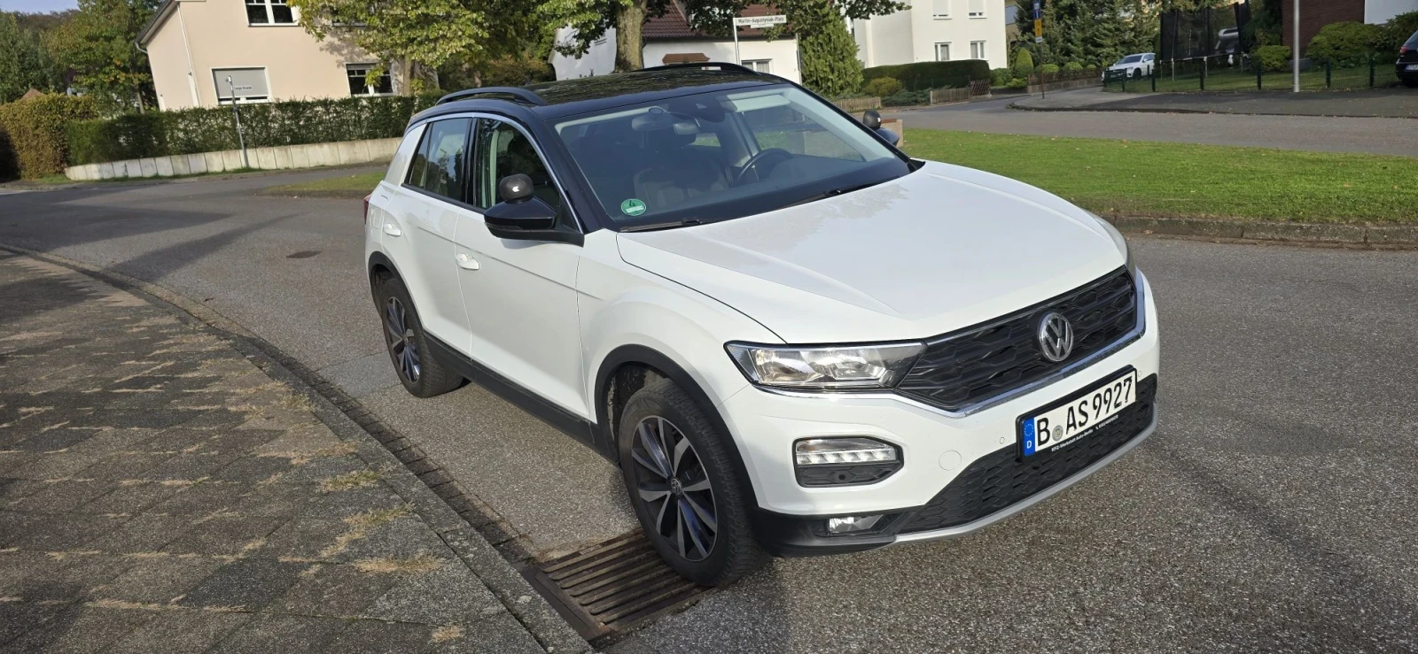 VW T-Roc Учебен , снимка 3 - Автомобили и джипове - 56557178