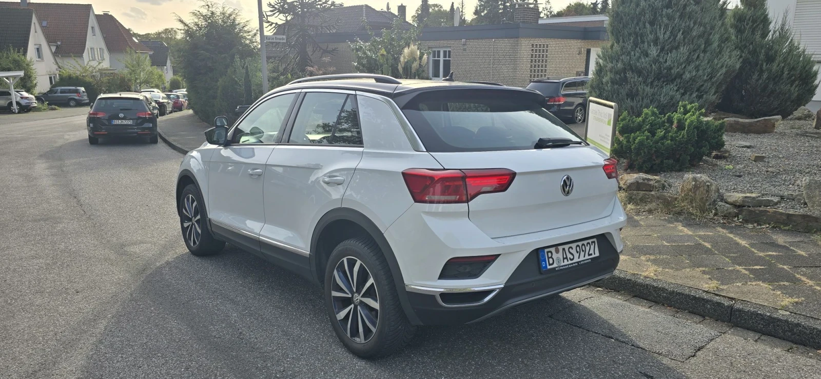 VW T-Roc Учебен , снимка 5 - Автомобили и джипове - 56557178