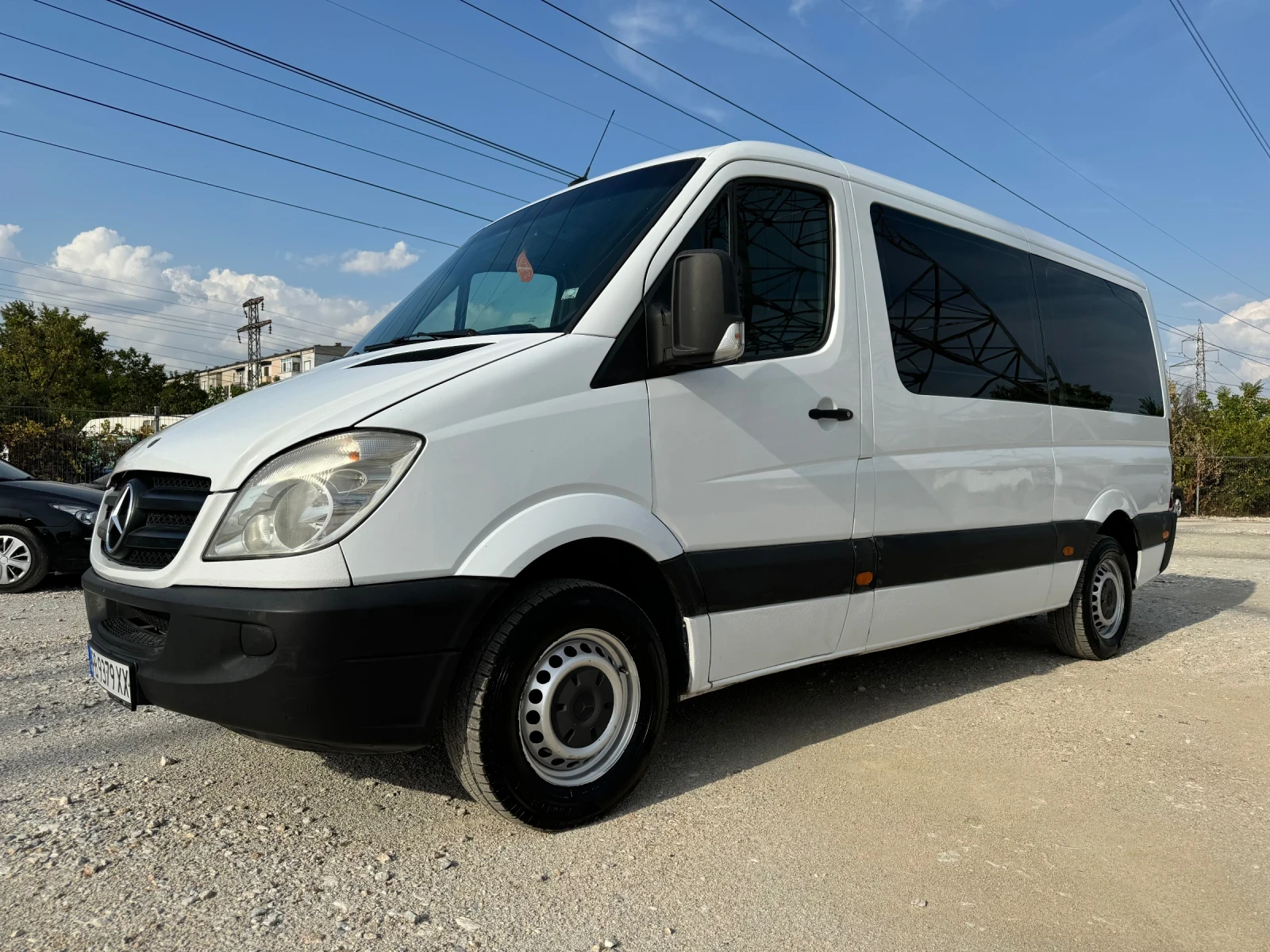 Mercedes-Benz Sprinter 211 8 + 1 / ТЕГЛИЧ - изображение 2