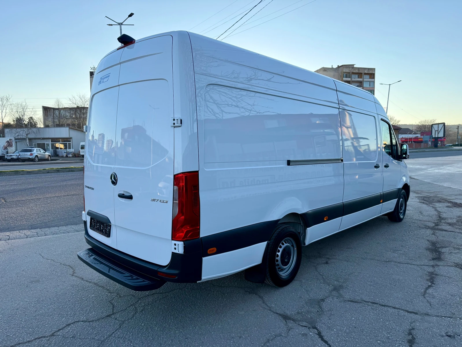 Mercedes-Benz Sprinter 317 CDi MAXI 7.броя НАЛИЧНИ  - изображение 4