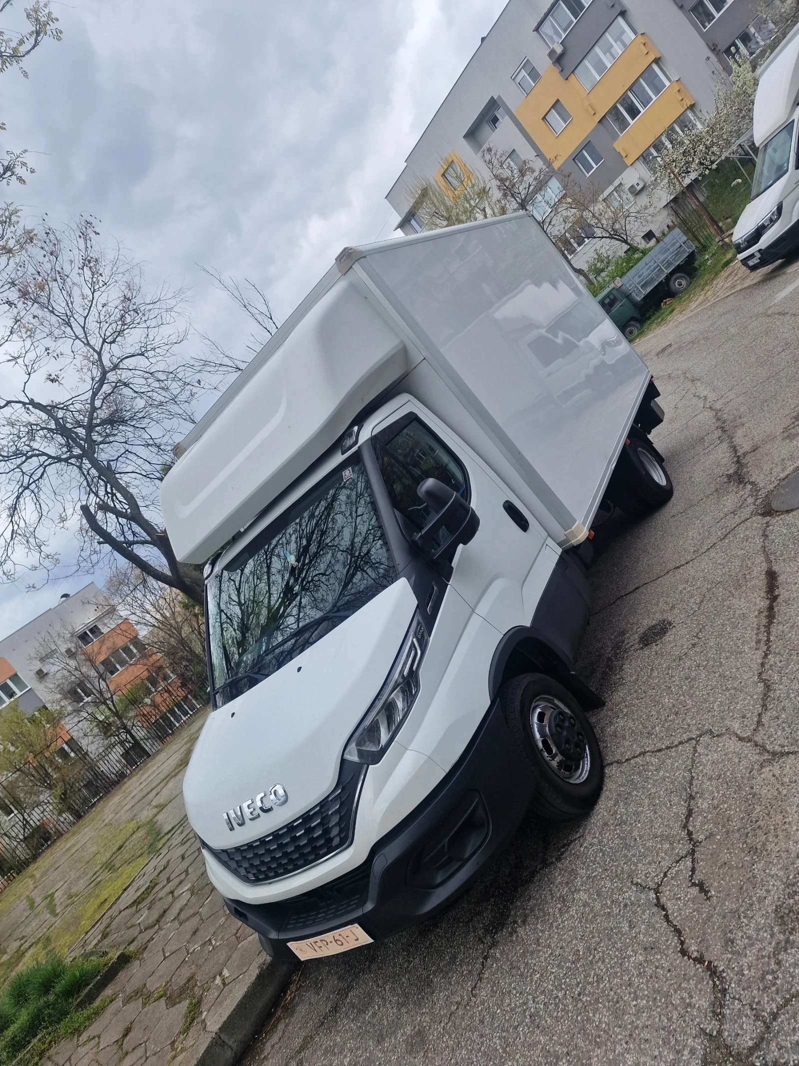 Iveco Daily 2.3 Холандия full, снимка 3 - Бусове и автобуси - 54166214