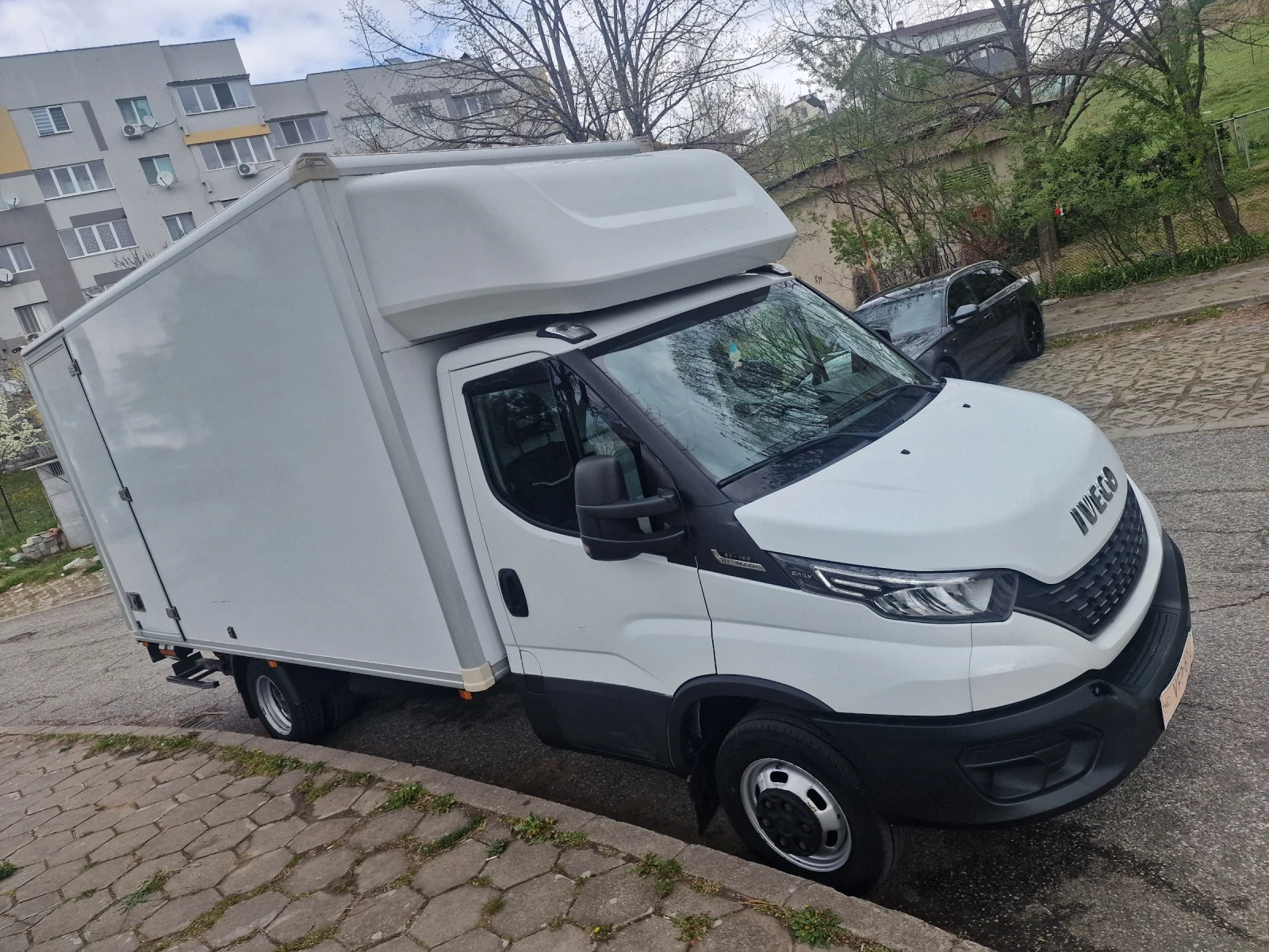 Iveco Daily 2.3 Холандия full, снимка 4 - Бусове и автобуси - 54166214