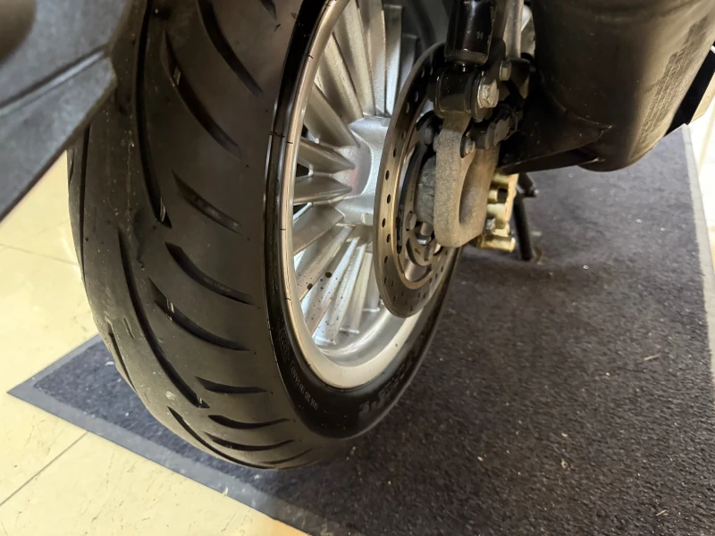 Piaggio Beverly 300cc. 2014, снимка 2 - Мотоциклети и мототехника - 50316735