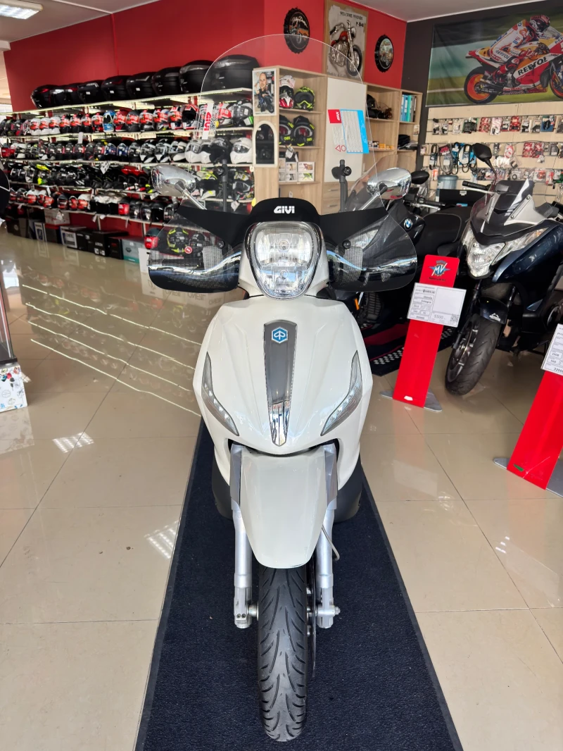 Piaggio Beverly 300cc. 2014, снимка 7 - Мотоциклети и мототехника - 50316735