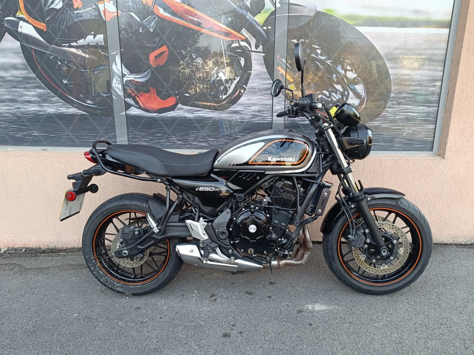 Kawasaki Z 650 RS, снимка 1