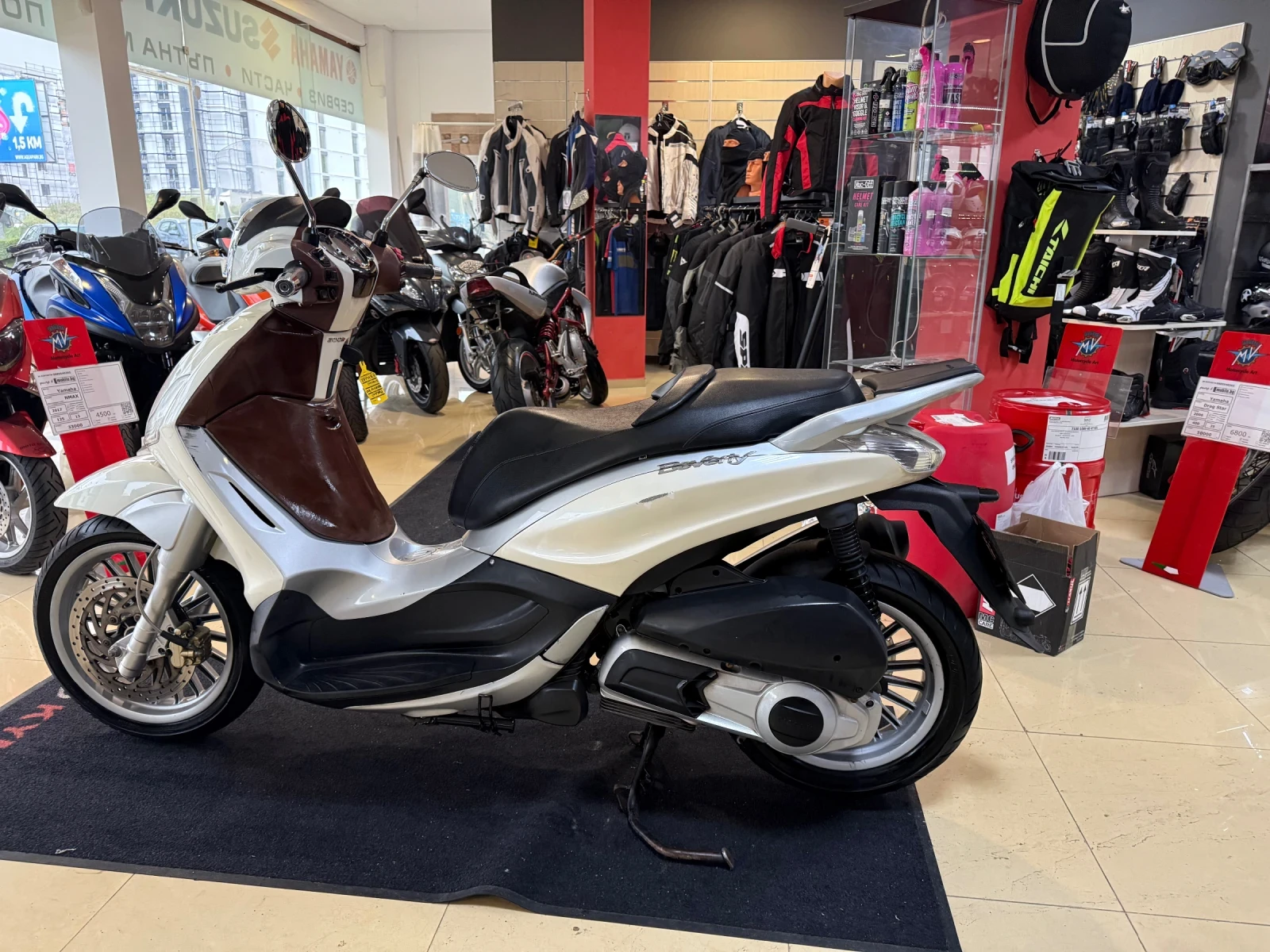 Piaggio Beverly 300cc. 2014 - изображение 6