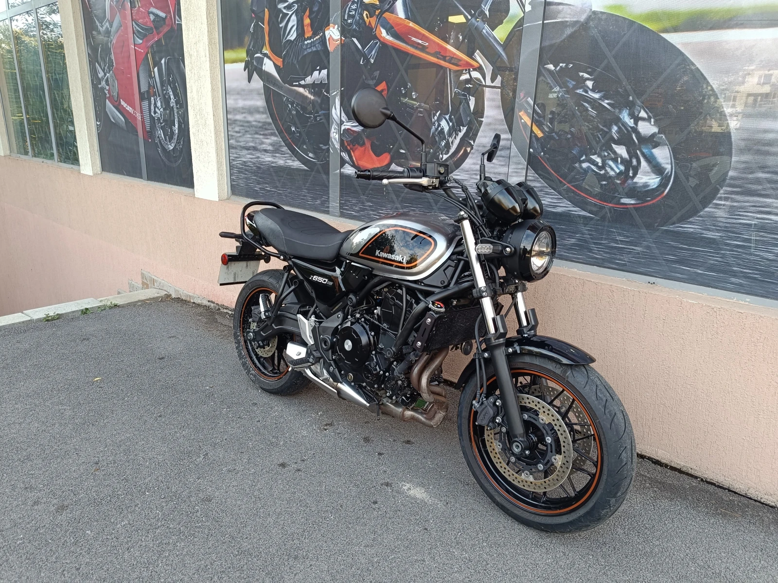 Kawasaki Z 650 RS - изображение 2