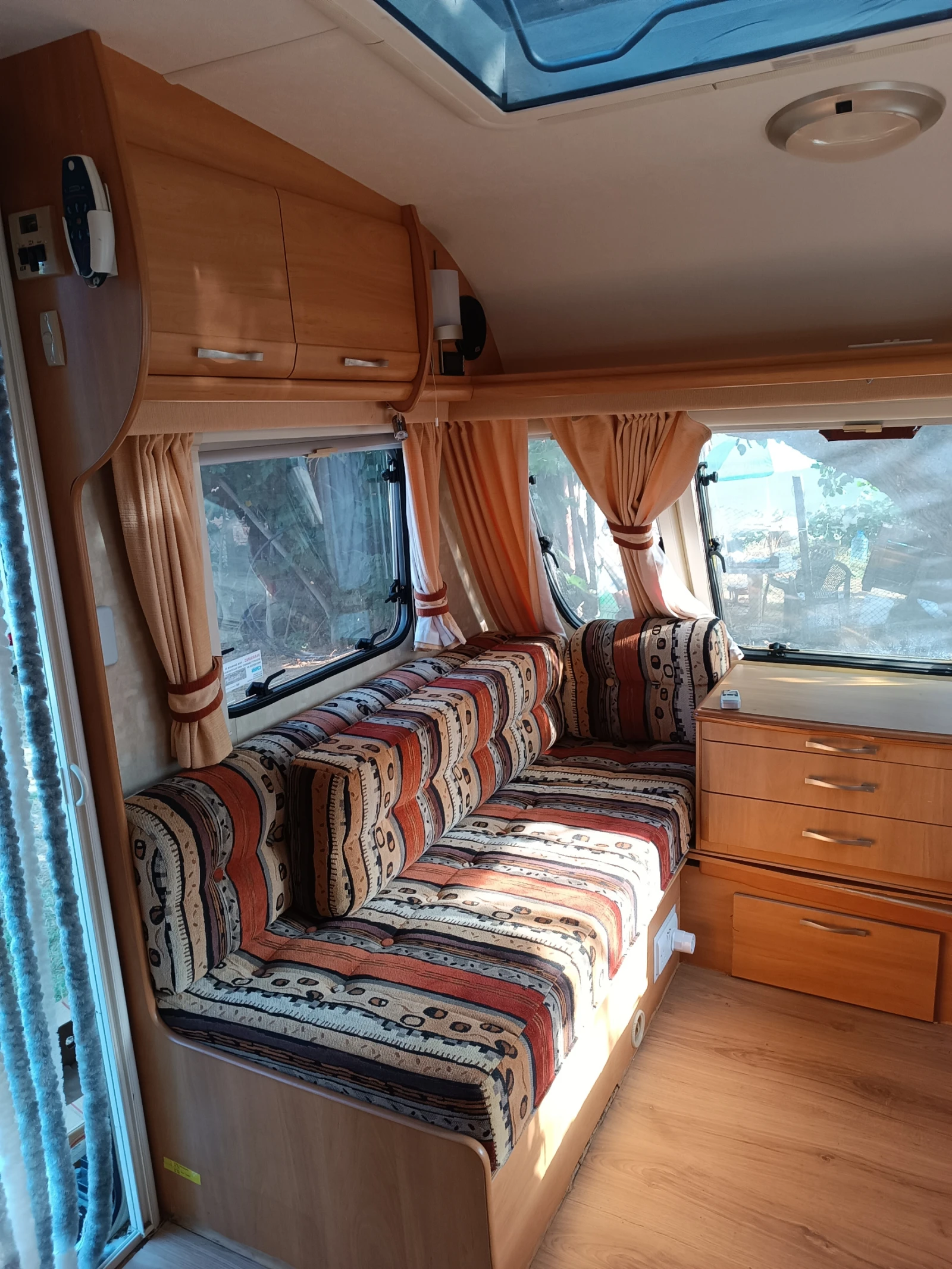 �������� Swift Charisma | Mobile.bg � ����������� 10