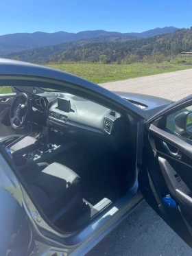 Mazda 3, снимка 10