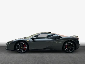 Ferrari SF 90 Carbon, снимка 6